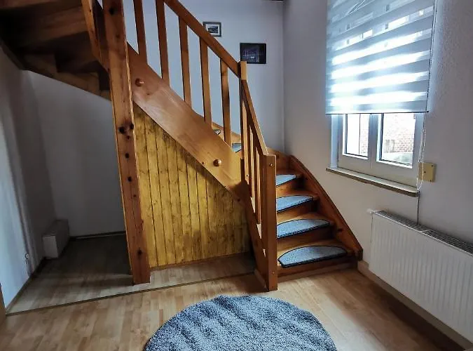 Apartman Sehr Schoenes 2 Maisonnette *