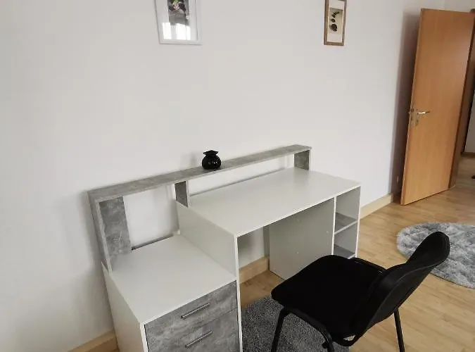 Apartman Sehr Schoenes 2 Maisonnette *