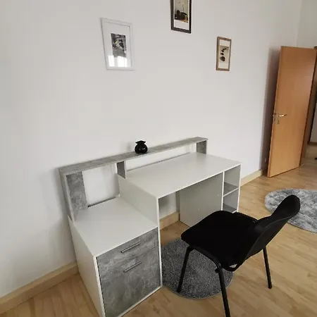 Apartment Sehr Schoenes 2 Maisonnette *