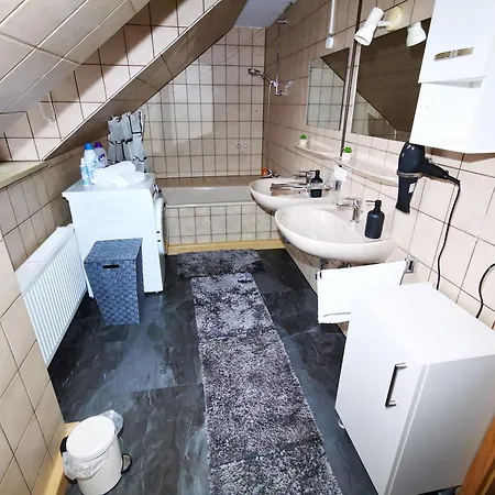 Sehr Schoenes 2 Maisonnette Ansbach
